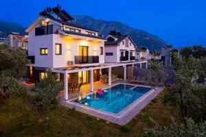 Villa Almilalin 6 bedroom Holiday Villa for Rent in Oludeniz - 厄吕代尼兹