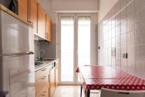 YouHosty - Boifava 48