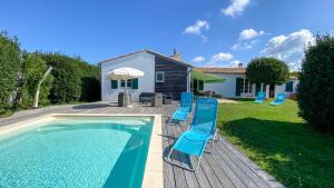 Superbe villa de plain pied avec jardin clos et piscine