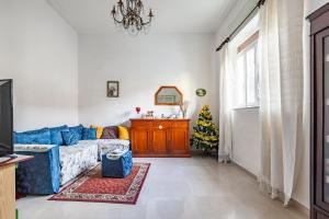 Viareggio Roomy House with Private Courtyard!