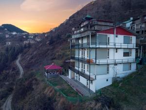 Anubhav Homestay Fagu