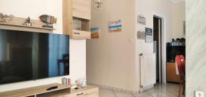 Central Home Kavala "private parking"