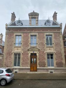 Maisons de vacances Le Haut 33 : Maison bourgeoise de caractere a Laon : photos des chambres