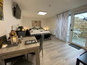 1,5 Zimmer Apartment in S-Bahn Nähe, 35 qm, max 4 Pers, zentral, private Terasse, Internet 250 MBit - Nufringen