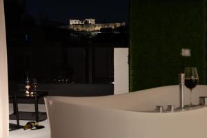Acropolis View Executive Suite room in LUX&EASY Acropolis Suites