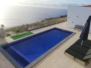 Majestic Seaview Villa - Senhora do Amparo