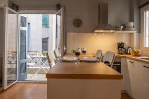 Athenian center apartments