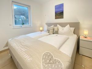 2 Zimmer Apartment, 70 qm, max 4 Pers, private Terasse, Parkplatz, Internet 250 MBit