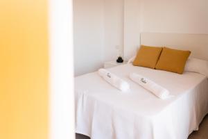 HomeForGuest Atico Martina con terraza en Los Cristianos