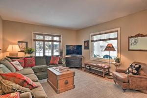 Fire Pit and Beach Lake Pleasant Home with Views