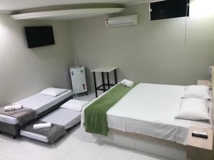 HOTEL E POUSADA ISIS