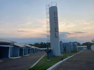 HOTEL E POUSADA ISIS - Tupanci