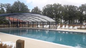 Campings Mobil Home camping 3*** piscine chauffee : photos des chambres