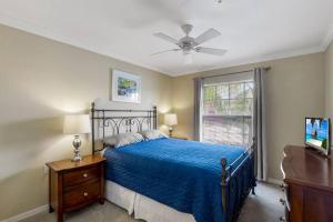 Spacious Golf Club Condo, Membership Available!