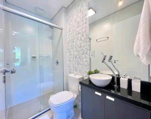 Apto Top , ótima Localização , novinho completo , wifi, ar condicionado, playground, vaga garagem coberta