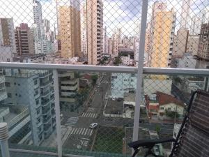 Apto duplex com piscina e jacuzzi privativas centro
