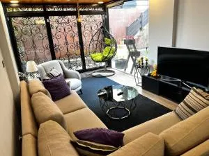 Cozy 2 BR apartment, with pool and big yard - El Buneiyat Shamaliah