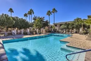 Phoenix Condo with Pool and Hot Tub - Dog Friendly! - Tolleson