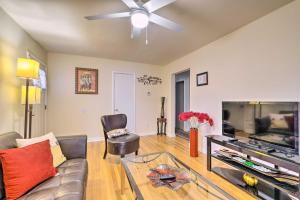 Pet-Friendly Home < 6 Mi to National Mall!