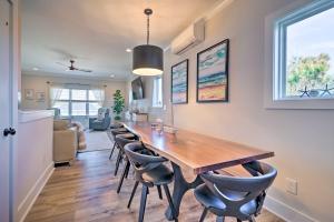 Modern Home with Rooftop Deck, Walk to Beach!