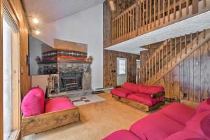 Cozy Lake Ariel Home with Community Amenities!