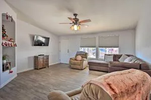 Yuma Vacation Rental with Yard and Grills! - Юма