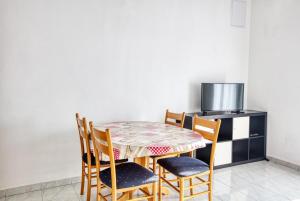 Apartments by the sea Brodarica, Sibenik - 13615