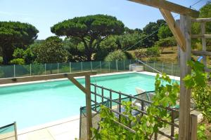 Villa in Roquebrune with Sea View & Pool