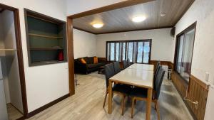 ZU-THONES HAKUBA ANNEX