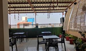 Hotel Golden Rays