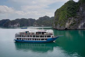 La Pandora Boutique Cruises - 4hvězdičkové hotely ve městě Ha Long