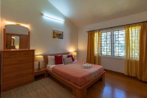StayVista at Midsummer Mist with Free Breakfast In Kodaikanal