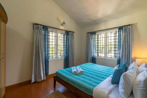 StayVista at Midsummer Mist with Free Breakfast In Kodaikanal