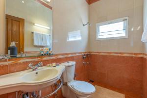 StayVista at Midsummer Mist with Free Breakfast In Kodaikanal