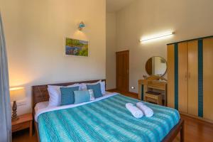 StayVista at Midsummer Mist with Free Breakfast & Board Game