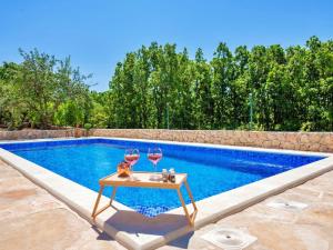 Villa Pearl in Stone