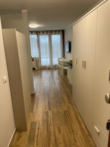 Cervinia Ski In Ski Out - Family Studio