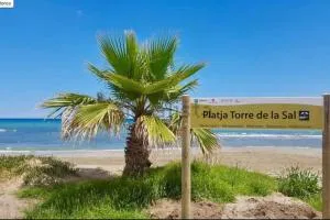 Apartamento en primera línea de playa con vistas - Torre de la Sal