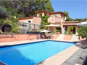 Maisons de vacances Holiday home Seillans II : photos des chambres