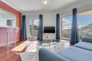 Camara de Lobos Duplex Apartment by HR MADEIRA