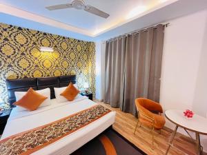 Hotel At Residency Kaushambi Couple Friendly