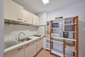 Estudio Tres Pinos Piscina, Junto al mar