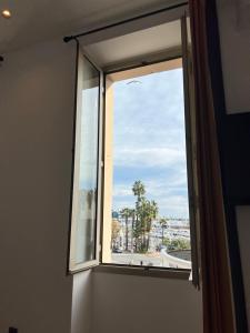 Appartement 33 m2 comme une junior suite - vue Port et Palais des festivals