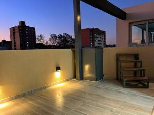 LUMINOSO piso con jacuzzi