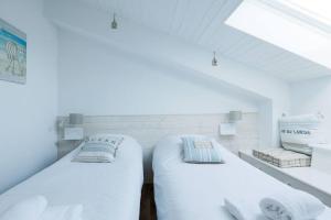 Sur lîlot de St Martin au centre du port vue exceptionnelle !