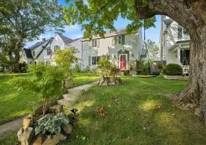 Charming 3 Bedroom House in a Quiet Neighborhood - 格罗夫城