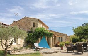 Maisons de vacances Awesome Home In La Begude De Mazenc With 4 Bedrooms, Wifi And Private Swimming Pool : photos des chambres