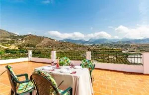 Stunning Home In Nerja With Wifi - Torrox Costa