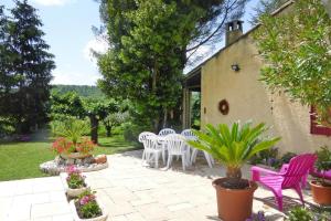 Maisons de vacances Provencal Holiday Home with Private Pool, Malaucene : photos des chambres