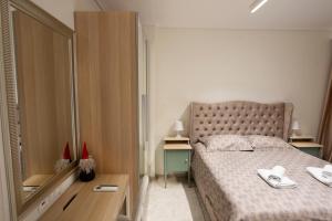 Ag.Sofias pedestrian area luxury ap. & big balcony